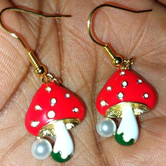 Super cute pearl mushroom dangle earrings - Picture 4 of 6